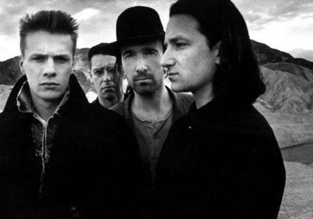 U2, The Joshua Tree, Deus Me Livro