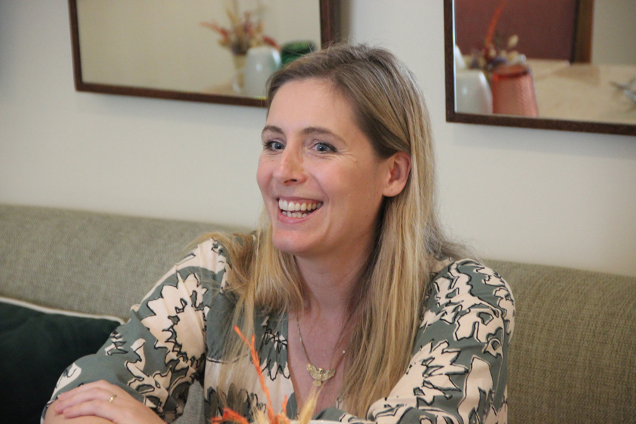 Entrevista, Eleanor Catton, Deus Me Livro, Entrevista, A Floresta de Birnam, Bertrand Editora, Folio, Folio 2024,