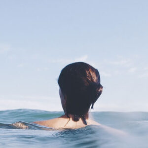 A Convidada, Emma Cline, Deus Me Livro, Crítica, Porto Editora,