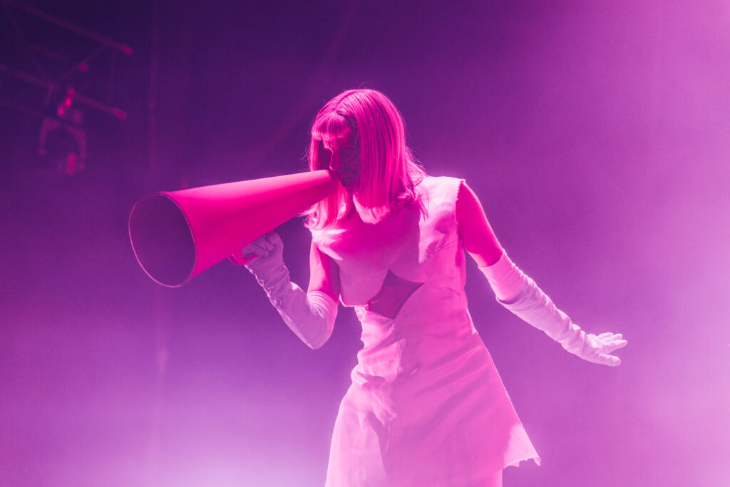 Deus Me Livro, NOS Alive, NOS Alive 2026, Everything is New, Reportagem, Festival, Nick Cave and the Bad Seeds, Twenty One Pilots, The Royston Club, A Perfect Circle, Tomora, 