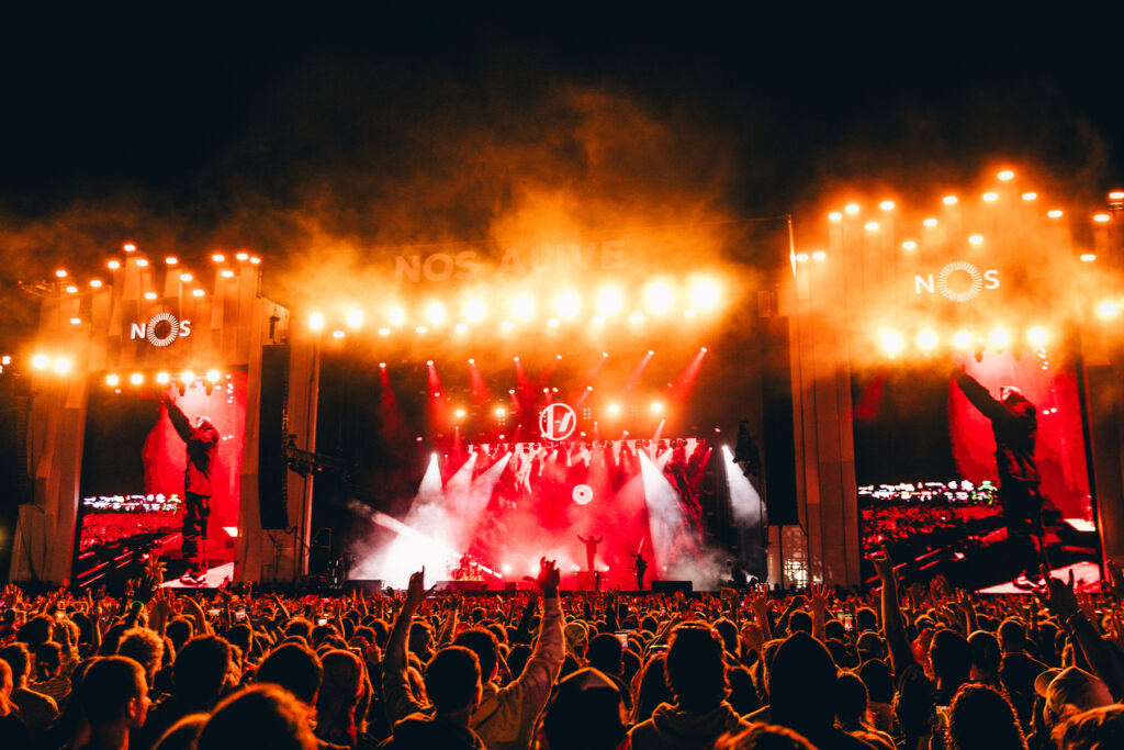 Deus Me Livro, NOS Alive, NOS Alive 2026, Everything is New, Reportagem, Festival, Nick Cave and the Bad Seeds, Twenty One Pilots, The Royston Club, A Perfect Circle, Tomora, 