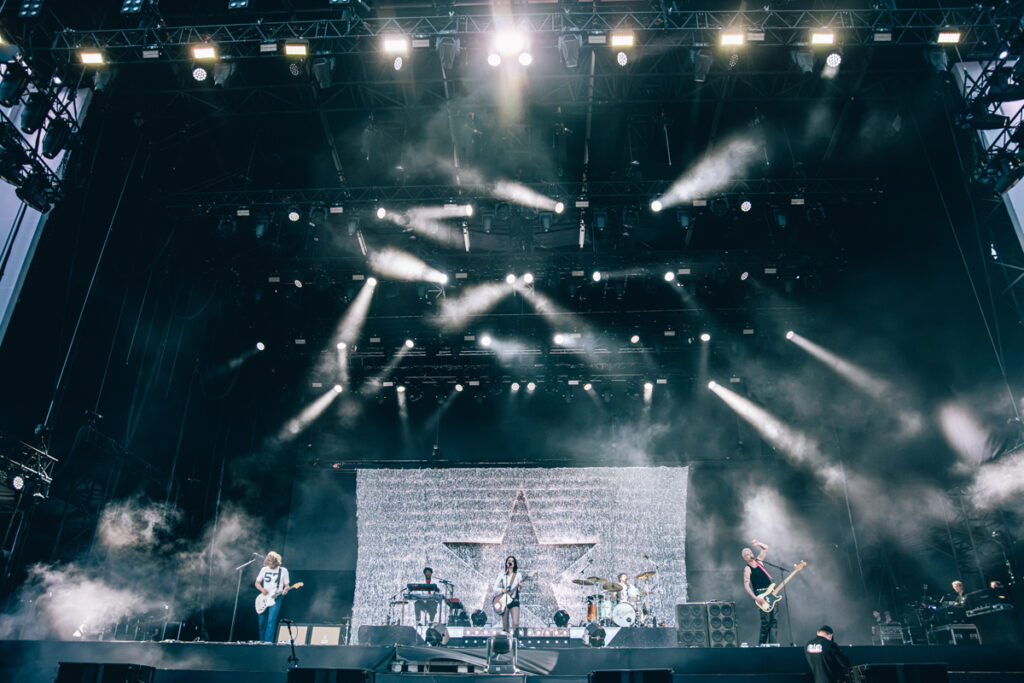 NOS Alive, NOS Alive 2026, Deus Me Livro, Zara Larsson, Digitalism, Palaye Royale, Foo Fighters, The Warning, Wolf Alice, 