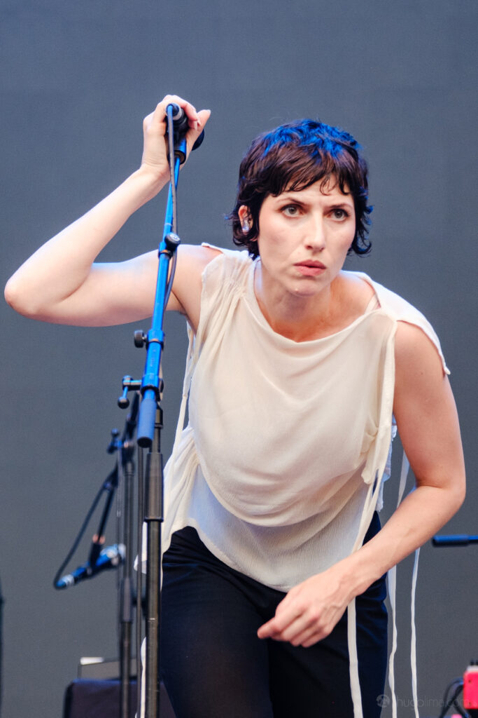 Vodafone Paredes de Coura, Vodafone Paredes de Coura 2026, Deus Me Livro, Reportagem, Festival, Aldous Harding, Friko, Hermanos Gutierrez, Underworld,