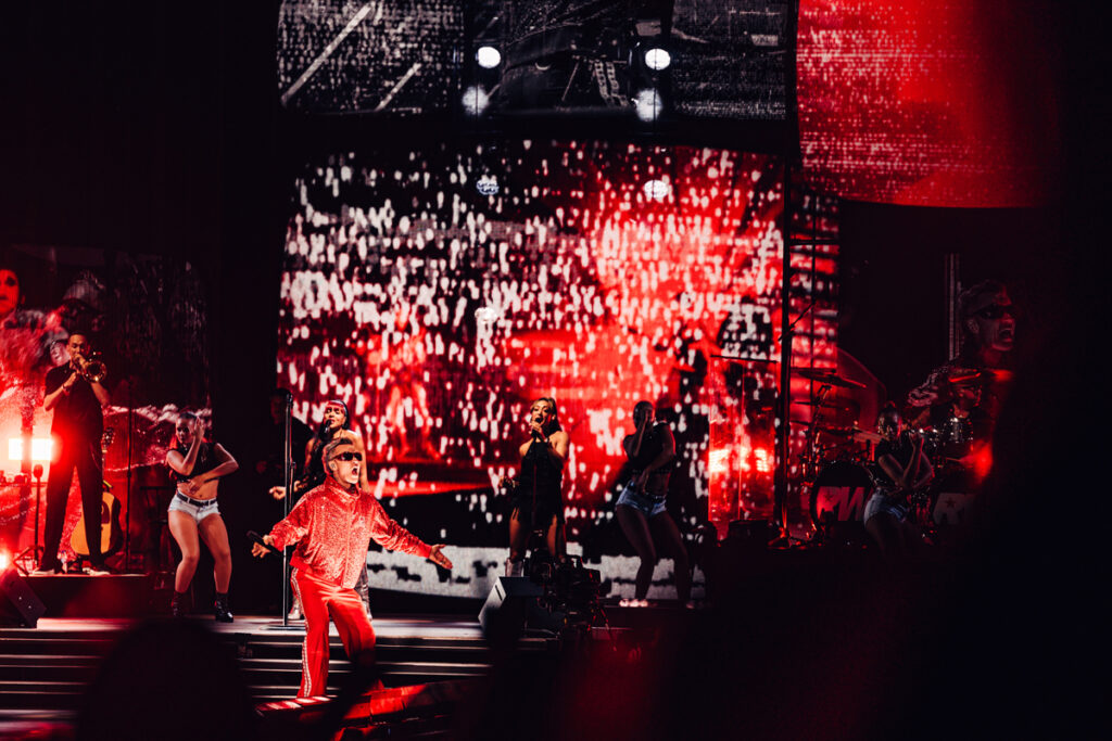 Last Tour Portugal, Last Tour, Festivais, Festivais 2026, Deus Me Livro, Reportagem, Robbie Williams, Folk Bitch Trio, Grace Jones, Interpol, Judeline, Angine de Poitrine, Anna von Hausswolff, Maro, Melody’s Echo Chamber,