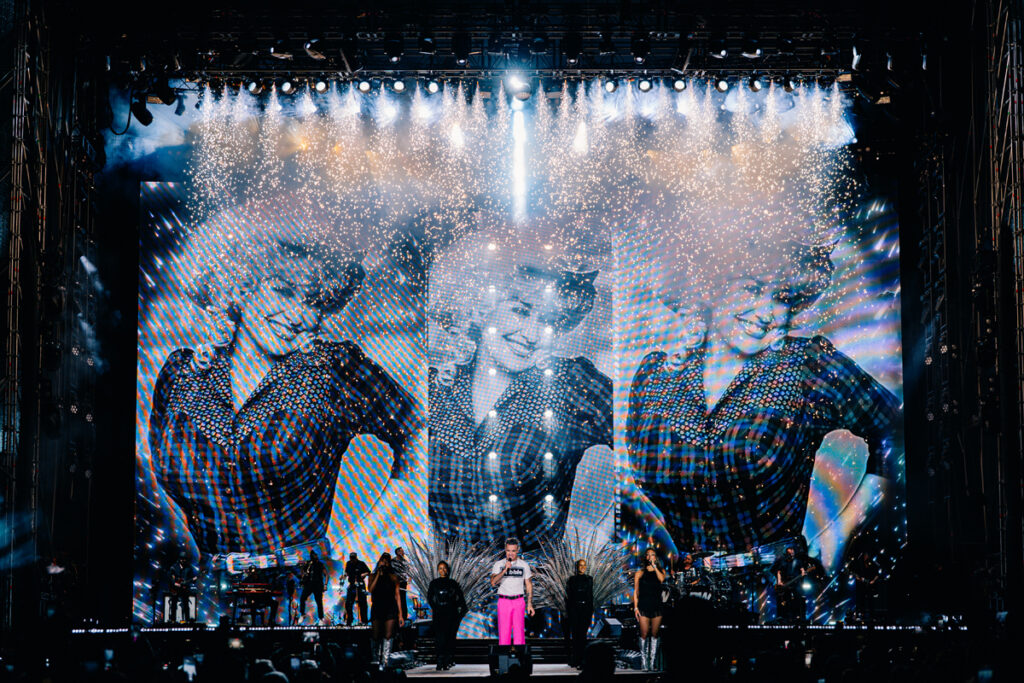 Last Tour Portugal, Last Tour, Festivais, Festivais 2026, Deus Me Livro, Reportagem, Robbie Williams, Folk Bitch Trio, Grace Jones, Interpol, Judeline, Angine de Poitrine, Anna von Hausswolff, Maro, Melody’s Echo Chamber,