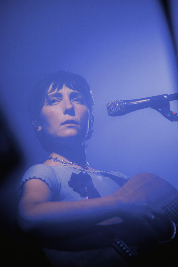 Flora Hibberd, Casa Capitão, Deus Me Livro, Concerto, Reportagem, Last Tour, Last Tour Portugal,