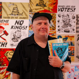 FOLIO 2026, FOLIO, Deus Me Livro, Retaliate First!, Christopher Sperandio’s Political Art, Flexágono, Exposição, Pinko Joe,